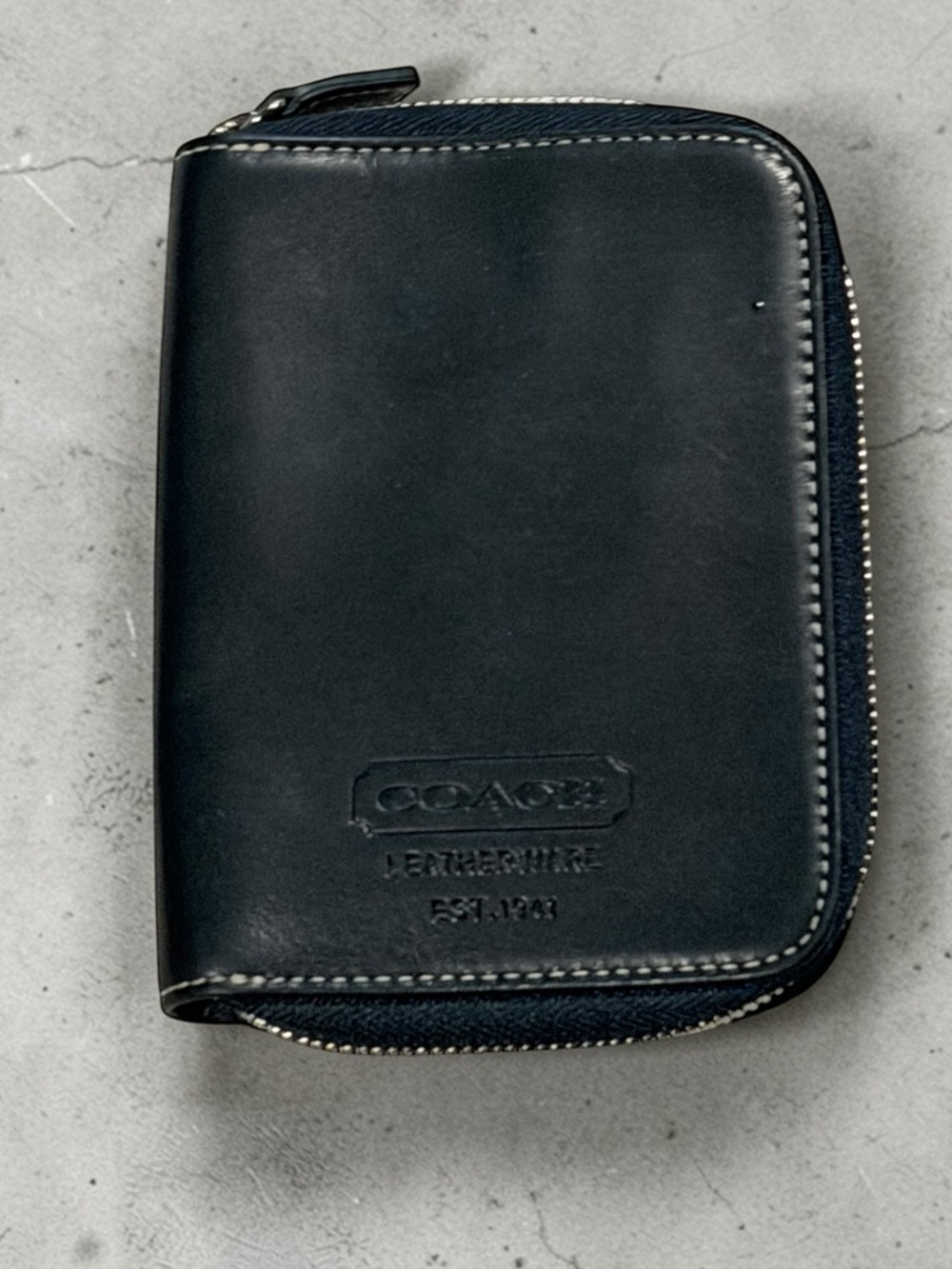 Coach Black Leather Zip Around Wallet Organizer Y2K - Picture 2 of 11
